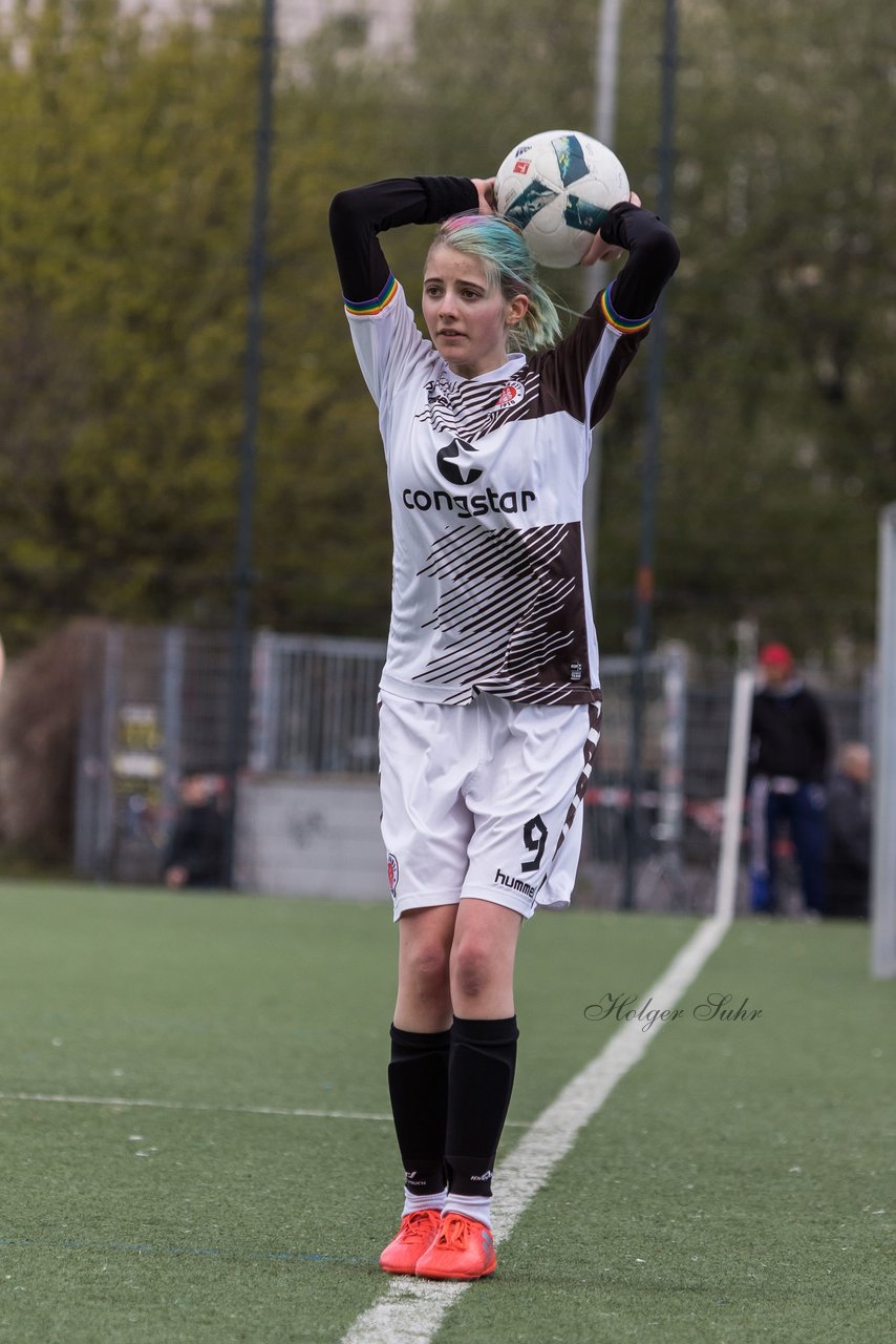 Bild 112 - B-Juniorinnen St.Pauli - C-Juniorinnen SV Steinhorst : Ergebnis: 1:2